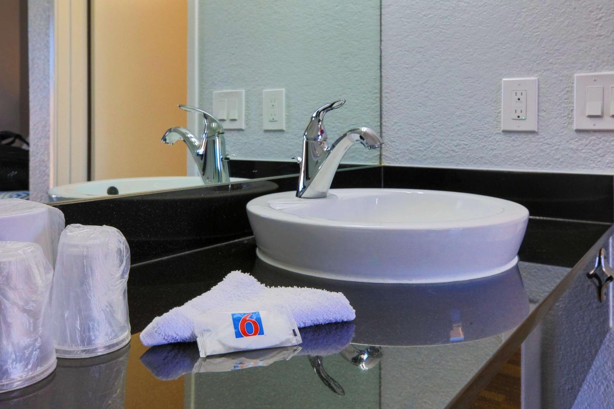 Motel 6-Sacramento, Ca - North Экстерьер фото